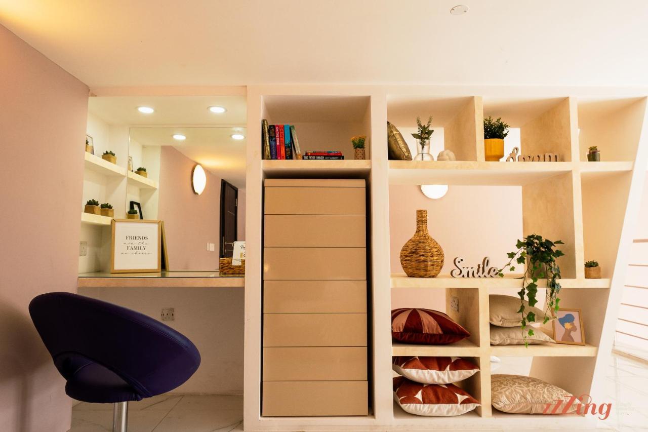 Scenic Seafront Duplex Apartment In スリーマ エクステリア 写真